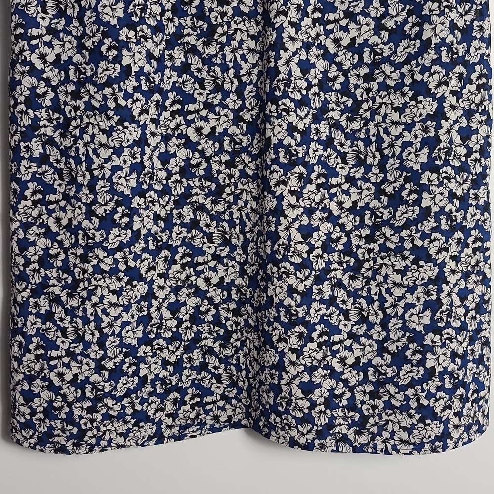 J. CREW Cascade Ruffle Navy and White Floral Blouse With Keyhole Size 0 - Picture 12 of 16